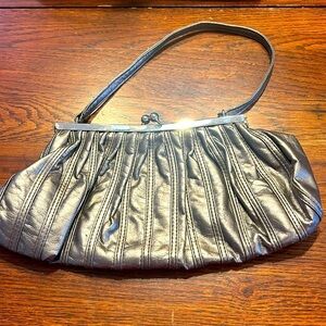 💥 2/$10 Bijoux Terner Clutch Handbag Pewter Kisslock Metalic Formal Prom Cruise